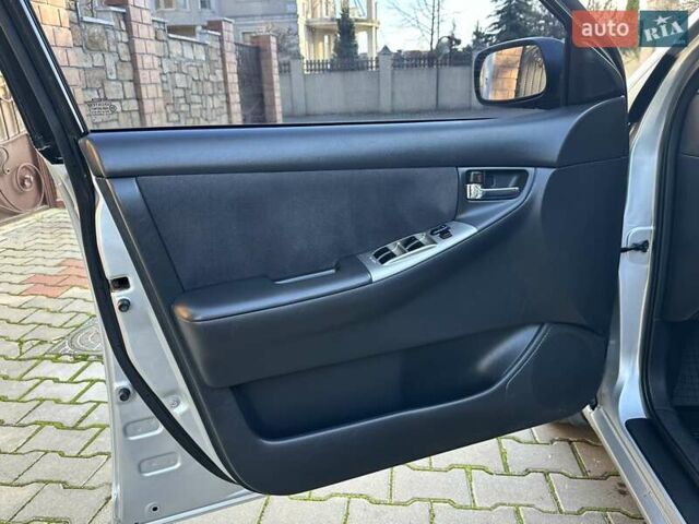 Серый Тойота Королла, объемом двигателя 1.6 л и пробегом 130 тыс. км за 5300 $, фото 36 на Automoto.ua