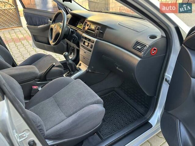 Серый Тойота Королла, объемом двигателя 1.6 л и пробегом 130 тыс. км за 5300 $, фото 48 на Automoto.ua