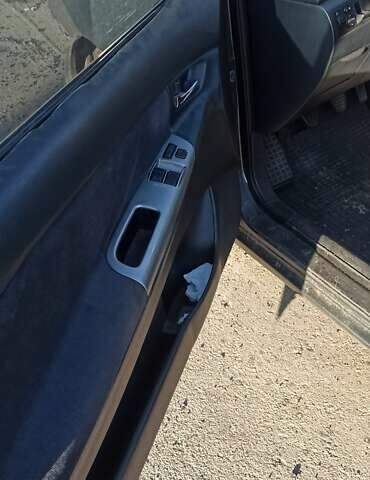 Серый Тойота Королла, объемом двигателя 2 л и пробегом 392 тыс. км за 2100 $, фото 6 на Automoto.ua