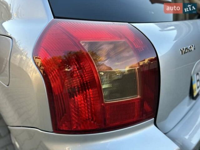 Серый Тойота Королла, объемом двигателя 1.6 л и пробегом 130 тыс. км за 5300 $, фото 67 на Automoto.ua