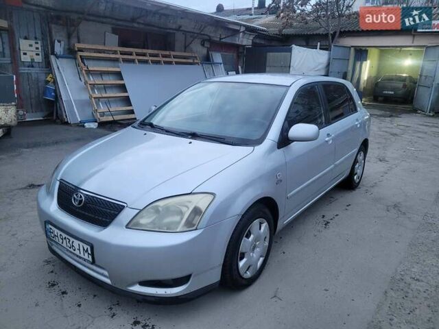 Серый Тойота Королла, объемом двигателя 2 л и пробегом 298 тыс. км за 3700 $, фото 1 на Automoto.ua