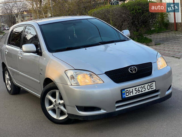 Серый Тойота Королла, объемом двигателя 2 л и пробегом 328 тыс. км за 4350 $, фото 4 на Automoto.ua