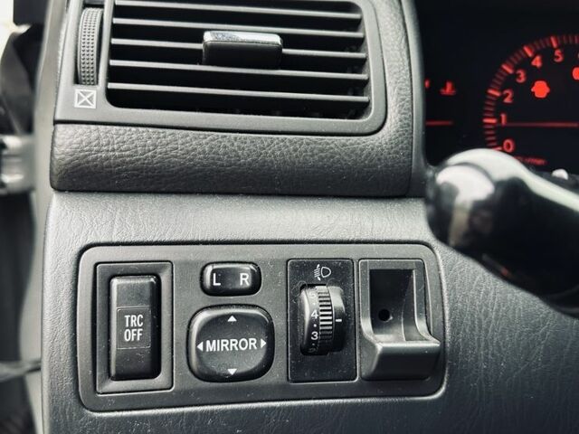 Сірий Тойота Королла, об'ємом двигуна 1.8 л та пробігом 214 тис. км за 4099 $, фото 15 на Automoto.ua