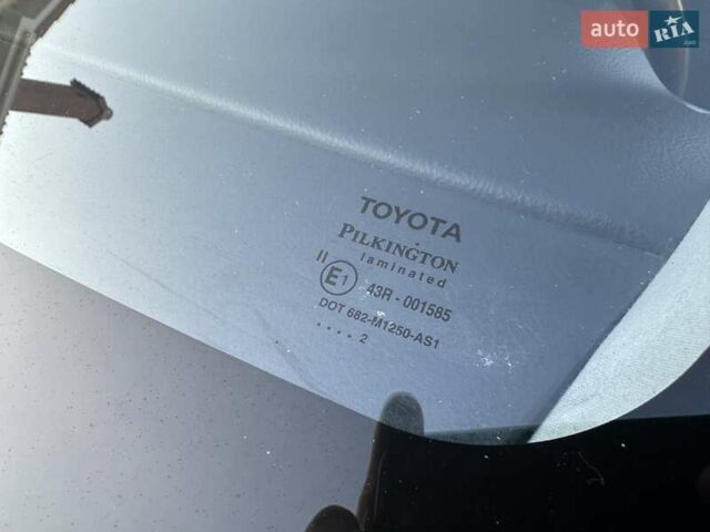 Серый Тойота Королла, объемом двигателя 1.6 л и пробегом 130 тыс. км за 5300 $, фото 64 на Automoto.ua