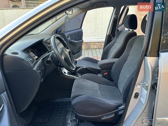 Серый Тойота Королла, объемом двигателя 1.6 л и пробегом 130 тыс. км за 5300 $, фото 40 на Automoto.ua