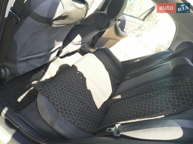 Сірий Тойота Королла, об'ємом двигуна 2 л та пробігом 166 тис. км за 5500 $, фото 10 на Automoto.ua