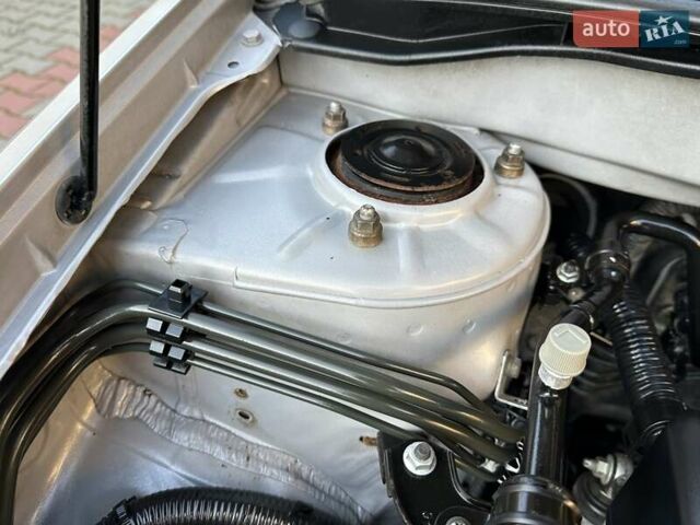 Серый Тойота Королла, объемом двигателя 1.6 л и пробегом 130 тыс. км за 5300 $, фото 60 на Automoto.ua