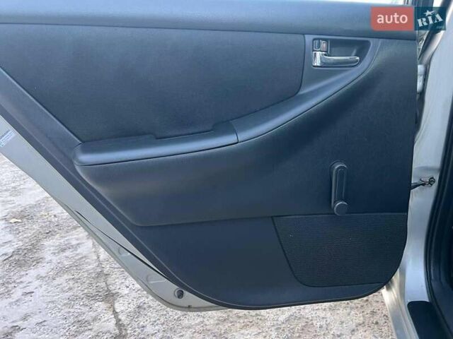 Сірий Тойота Королла, об'ємом двигуна 1.6 л та пробігом 270 тис. км за 4490 $, фото 30 на Automoto.ua