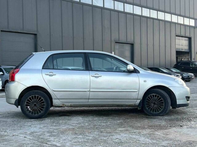 Сірий Тойота Королла, об'ємом двигуна 1.6 л та пробігом 270 тис. км за 4490 $, фото 9 на Automoto.ua