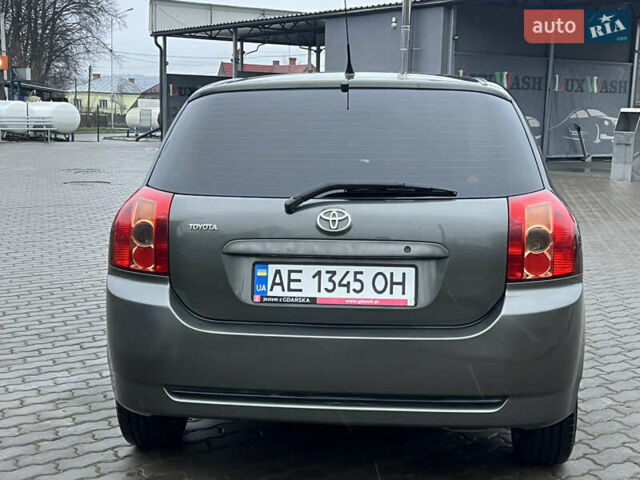 Сірий Тойота Королла, об'ємом двигуна 1.4 л та пробігом 261 тис. км за 4999 $, фото 21 на Automoto.ua