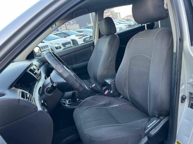 Сірий Тойота Королла, об'ємом двигуна 1.6 л та пробігом 270 тис. км за 4490 $, фото 17 на Automoto.ua