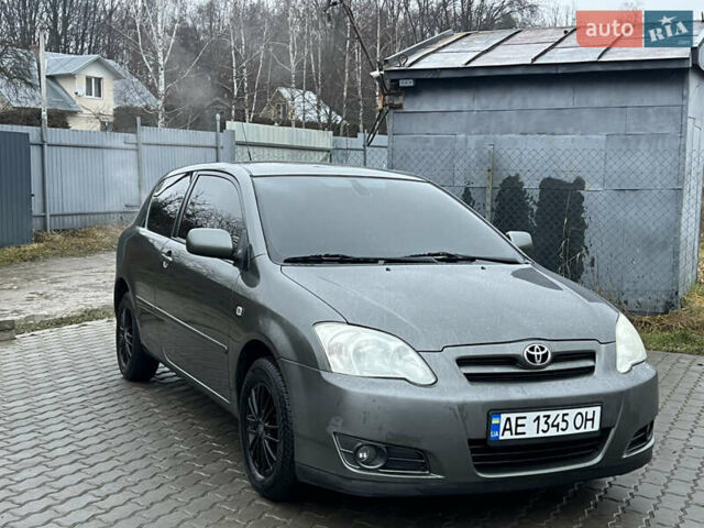 Сірий Тойота Королла, об'ємом двигуна 1.4 л та пробігом 261 тис. км за 4999 $, фото 13 на Automoto.ua