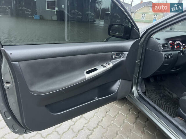 Сірий Тойота Королла, об'ємом двигуна 1.4 л та пробігом 261 тис. км за 4999 $, фото 36 на Automoto.ua