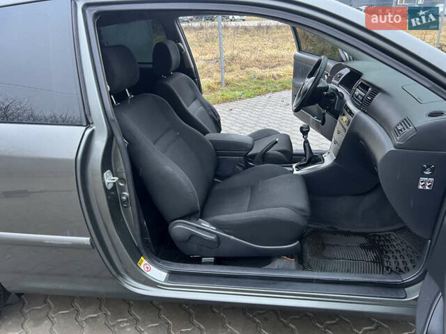 Сірий Тойота Королла, об'ємом двигуна 1.4 л та пробігом 261 тис. км за 4999 $, фото 28 на Automoto.ua