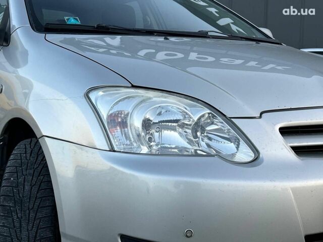 Серый Тойота Королла, объемом двигателя 1.6 л и пробегом 270 тыс. км за 4490 $, фото 12 на Automoto.ua