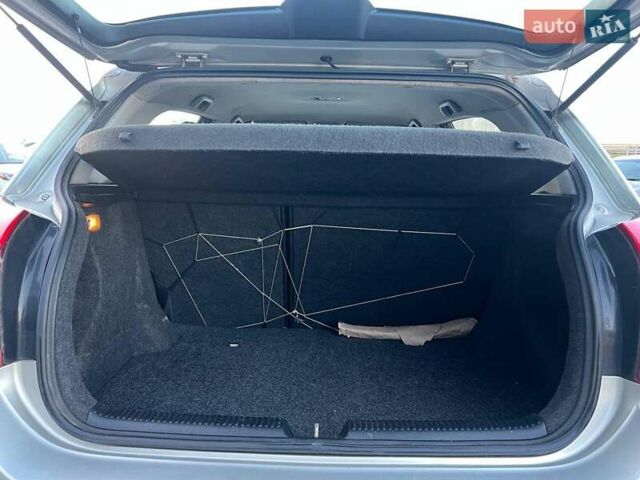 Сірий Тойота Королла, об'ємом двигуна 1.6 л та пробігом 270 тис. км за 4490 $, фото 33 на Automoto.ua