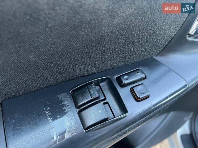 Сірий Тойота Королла, об'ємом двигуна 1.6 л та пробігом 270 тис. км за 4490 $, фото 15 на Automoto.ua