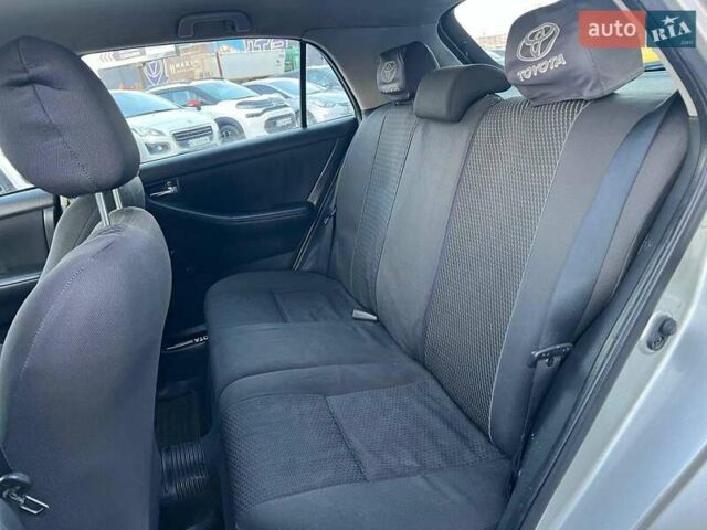 Сірий Тойота Королла, об'ємом двигуна 1.6 л та пробігом 270 тис. км за 4490 $, фото 31 на Automoto.ua