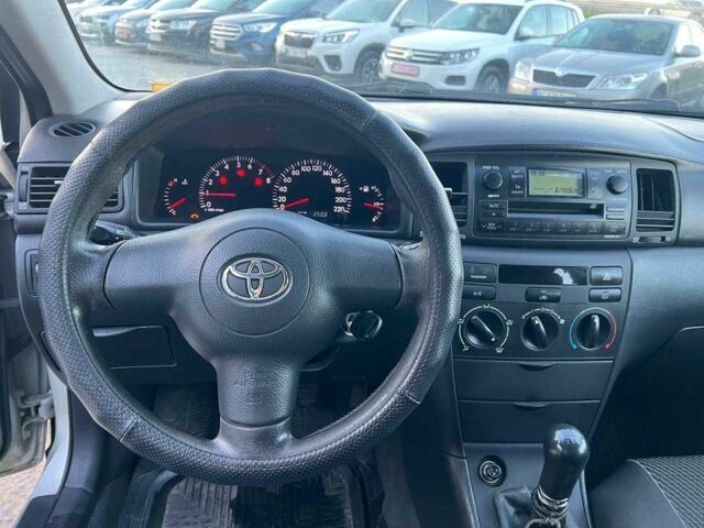 Сірий Тойота Королла, об'ємом двигуна 1.6 л та пробігом 270 тис. км за 4490 $, фото 20 на Automoto.ua