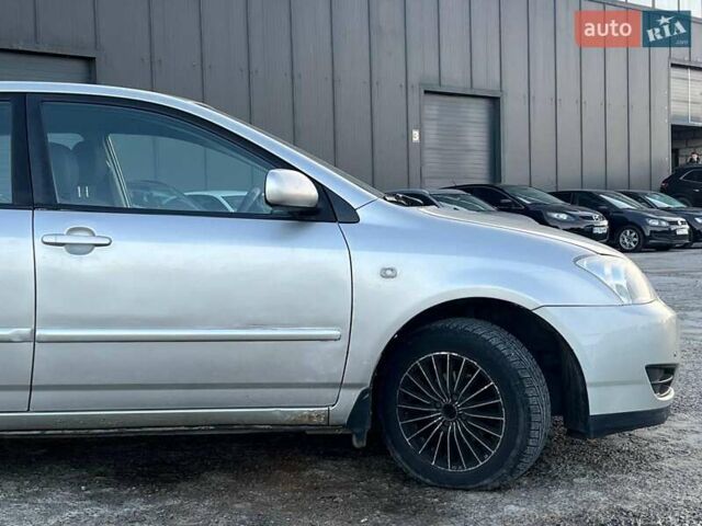 Сірий Тойота Королла, об'ємом двигуна 1.6 л та пробігом 270 тис. км за 4490 $, фото 11 на Automoto.ua