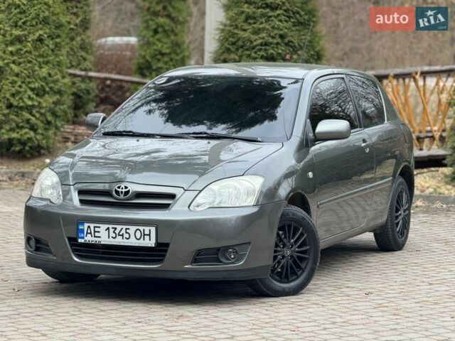 Сірий Тойота Королла, об'ємом двигуна 1.4 л та пробігом 261 тис. км за 4350 $, фото 10 на Automoto.ua