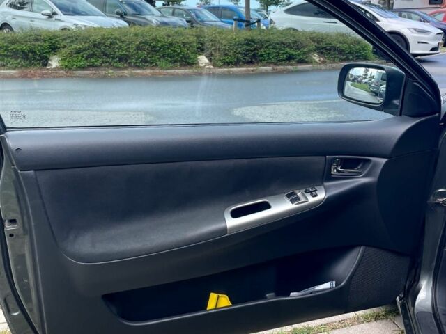 Сірий Тойота Королла, об'ємом двигуна 1.4 л та пробігом 270 тис. км за 4600 $, фото 2 на Automoto.ua