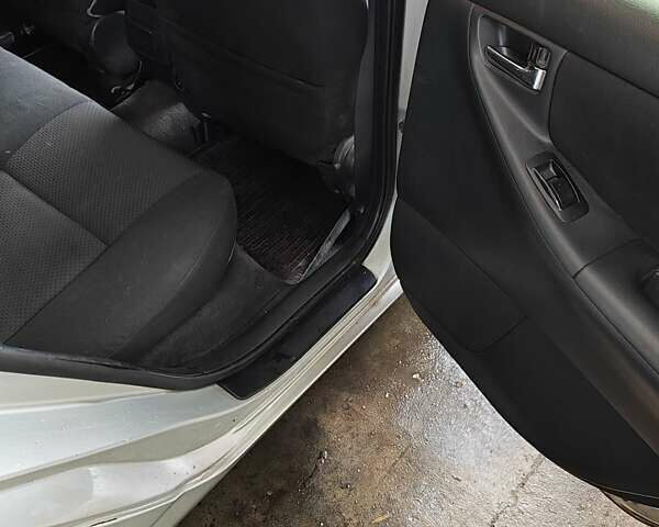 Серый Тойота Королла, объемом двигателя 1.36 л и пробегом 284 тыс. км за 5200 $, фото 13 на Automoto.ua