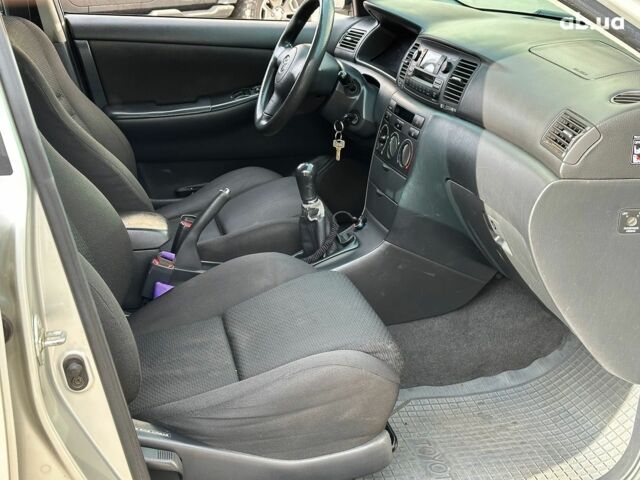 Серый Тойота Королла, объемом двигателя 1.4 л и пробегом 252 тыс. км за 6490 $, фото 18 на Automoto.ua