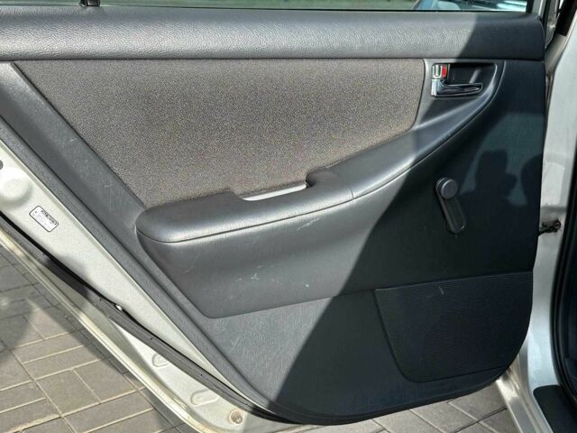 Серый Тойота Королла, объемом двигателя 1.4 л и пробегом 252 тыс. км за 6490 $, фото 12 на Automoto.ua