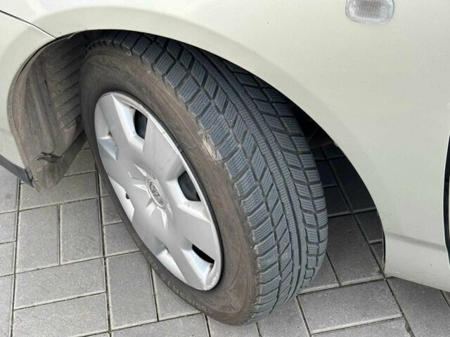 Серый Тойота Королла, объемом двигателя 1.4 л и пробегом 252 тыс. км за 6490 $, фото 6 на Automoto.ua