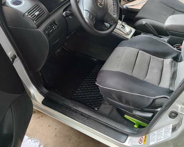 Серый Тойота Королла, объемом двигателя 1.36 л и пробегом 284 тыс. км за 5200 $, фото 12 на Automoto.ua