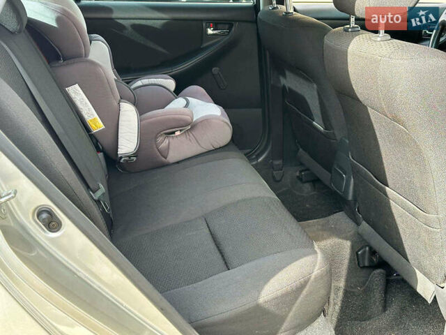 Серый Тойота Королла, объемом двигателя 1.4 л и пробегом 252 тыс. км за 6490 $, фото 13 на Automoto.ua