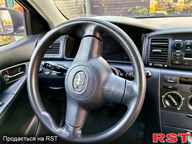 Серый Тойота Королла, объемом двигателя 1.4 л и пробегом 253 тыс. км за 6000 $, фото 5 на Automoto.ua
