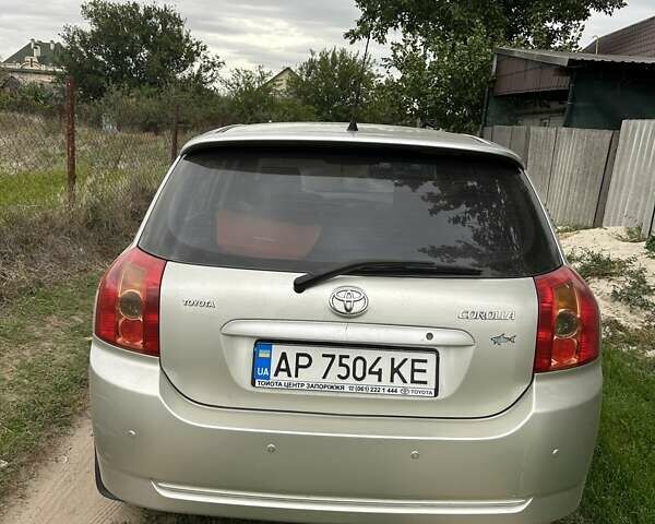 Сірий Тойота Королла, об'ємом двигуна 1.6 л та пробігом 241 тис. км за 4600 $, фото 3 на Automoto.ua