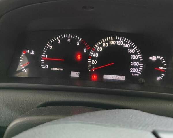 Серый Тойота Королла, объемом двигателя 1.36 л и пробегом 284 тыс. км за 5200 $, фото 7 на Automoto.ua