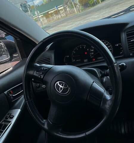 Серый Тойота Королла, объемом двигателя 1.36 л и пробегом 164 тыс. км за 5900 $, фото 4 на Automoto.ua