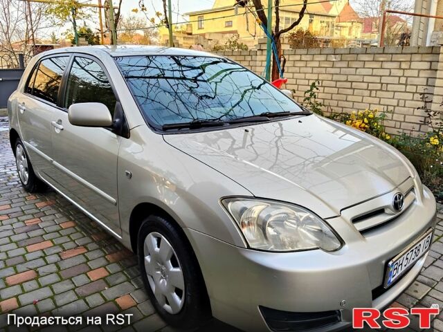 Серый Тойота Королла, объемом двигателя 1.4 л и пробегом 253 тыс. км за 6000 $, фото 4 на Automoto.ua