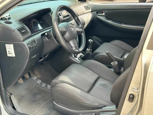 Серый Тойота Королла, объемом двигателя 1.4 л и пробегом 252 тыс. км за 6490 $, фото 9 на Automoto.ua