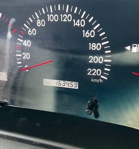 Серый Тойота Королла, объемом двигателя 1.36 л и пробегом 164 тыс. км за 5900 $, фото 3 на Automoto.ua