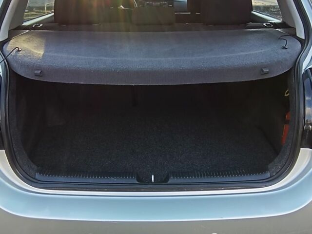 Серый Тойота Королла, объемом двигателя 0 л и пробегом 150 тыс. км за 6000 $, фото 6 на Automoto.ua