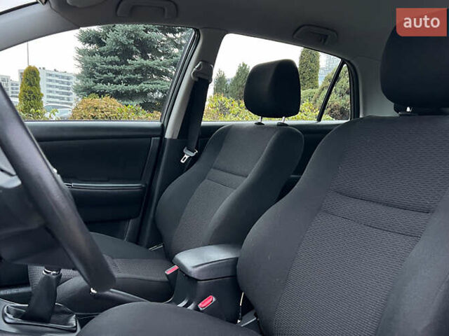 Серый Тойота Королла, объемом двигателя 1.6 л и пробегом 142 тыс. км за 5750 $, фото 8 на Automoto.ua