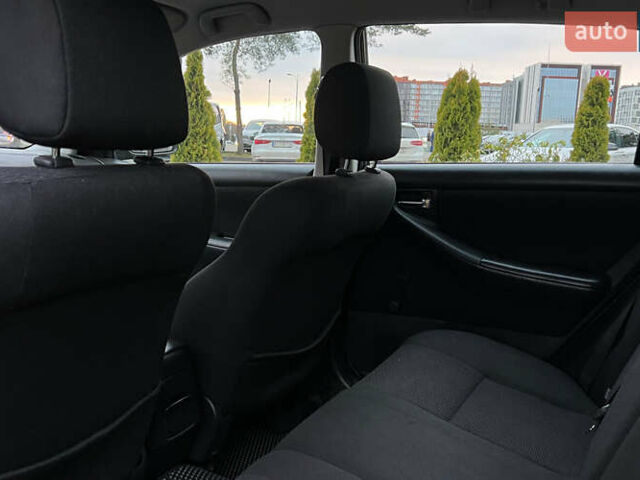 Серый Тойота Королла, объемом двигателя 1.6 л и пробегом 142 тыс. км за 5750 $, фото 15 на Automoto.ua