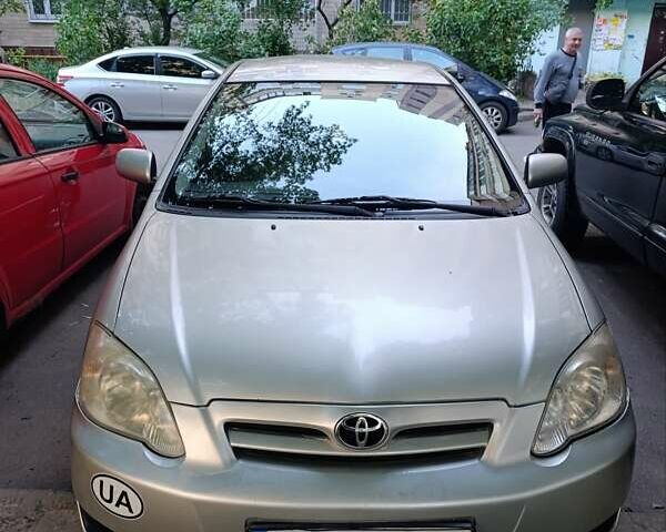 Серый Тойота Королла, объемом двигателя 1.6 л и пробегом 156 тыс. км за 5700 $, фото 2 на Automoto.ua