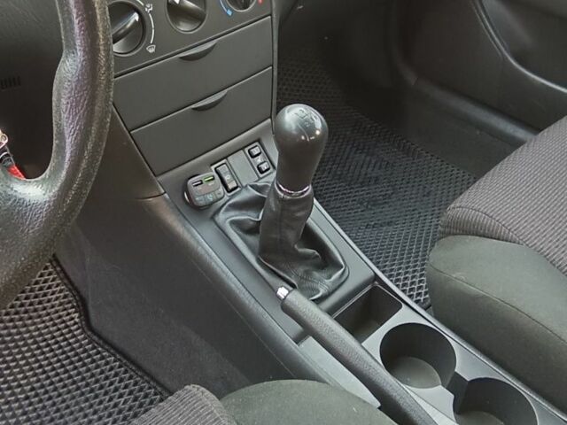 Серый Тойота Королла, объемом двигателя 0 л и пробегом 150 тыс. км за 6000 $, фото 2 на Automoto.ua