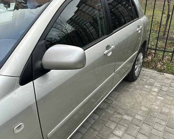 Серый Тойота Королла, объемом двигателя 1.6 л и пробегом 168 тыс. км за 6200 $, фото 7 на Automoto.ua