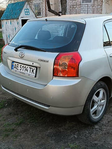 Сірий Тойота Королла, об'ємом двигуна 1.4 л та пробігом 150 тис. км за 6000 $, фото 11 на Automoto.ua