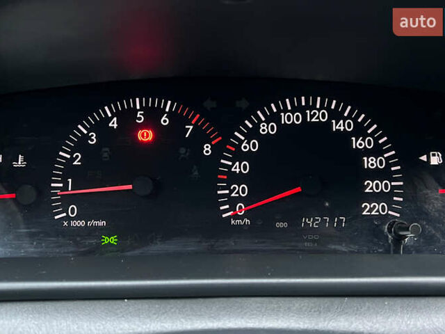 Серый Тойота Королла, объемом двигателя 1.6 л и пробегом 142 тыс. км за 5750 $, фото 10 на Automoto.ua