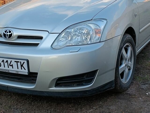 Серый Тойота Королла, объемом двигателя 0 л и пробегом 150 тыс. км за 6000 $, фото 1 на Automoto.ua