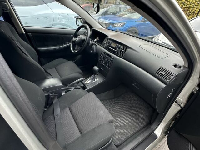 Серый Тойота Королла, объемом двигателя 1.6 л и пробегом 168 тыс. км за 6300 $, фото 7 на Automoto.ua