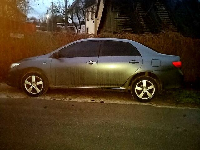 Сірий Тойота Королла, об'ємом двигуна 1.6 л та пробігом 195 тис. км за 4000 $, фото 2 на Automoto.ua